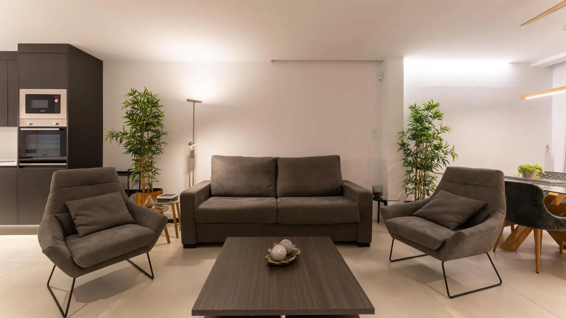Apartamento Designer Loft With Pool, With Gigantic Terrace And Private Parking & In The City Centre Costa Adeje