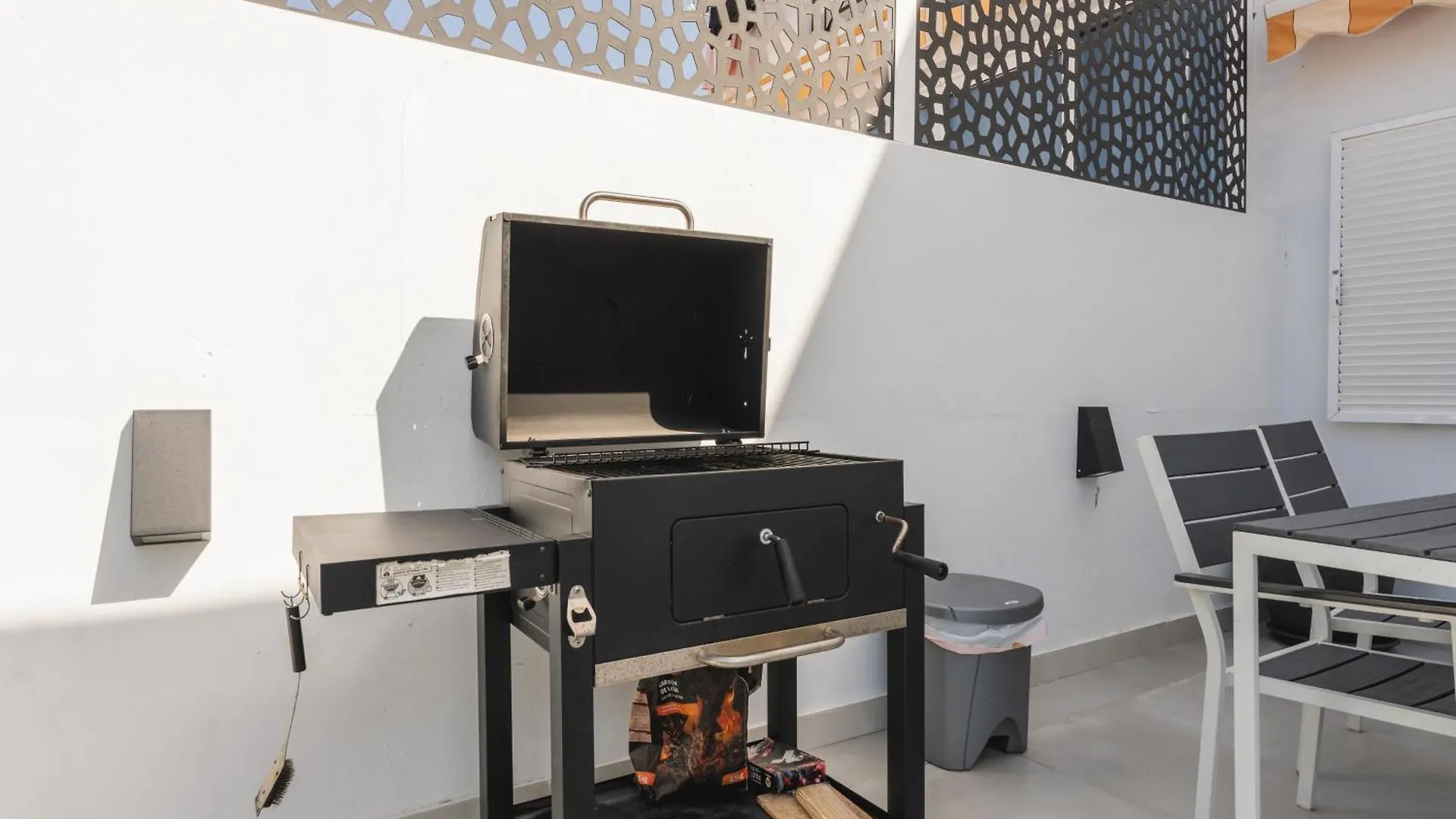 Designer Loft With Pool, With Gigantic Terrace And Private Parking & In The City Centre Costa Adeje  Apartamento