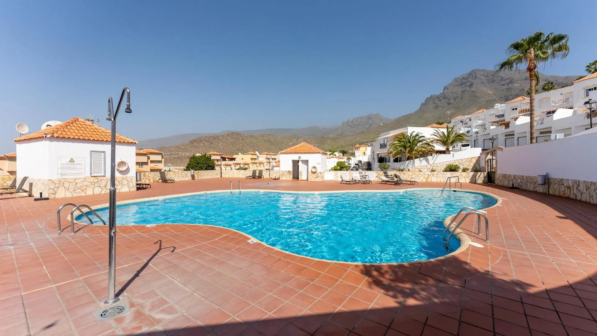Designer Loft With Pool, With Gigantic Terrace And Private Parking & In The City Centre Costa Adeje  Costa Adeje (Tenerife)