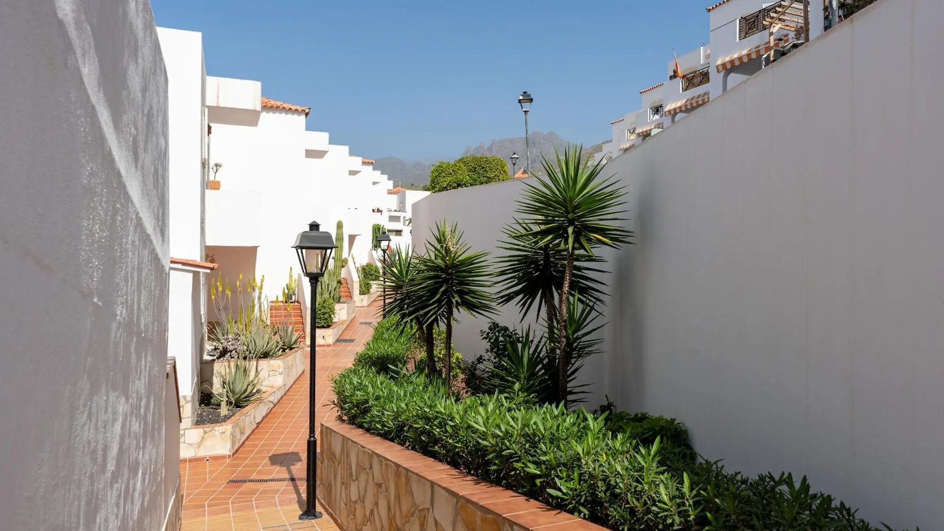 Apartamento Designer Loft With Pool, With Gigantic Terrace And Private Parking & In The City Centre Costa Adeje  España