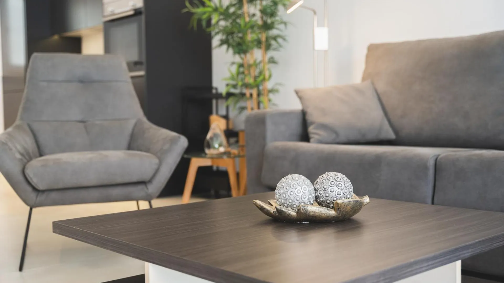 Designer Loft With Pool, With Gigantic Terrace And Private Parking & In The City Centre Costa Adeje  Apartment Costa Adeje (Tenerife)