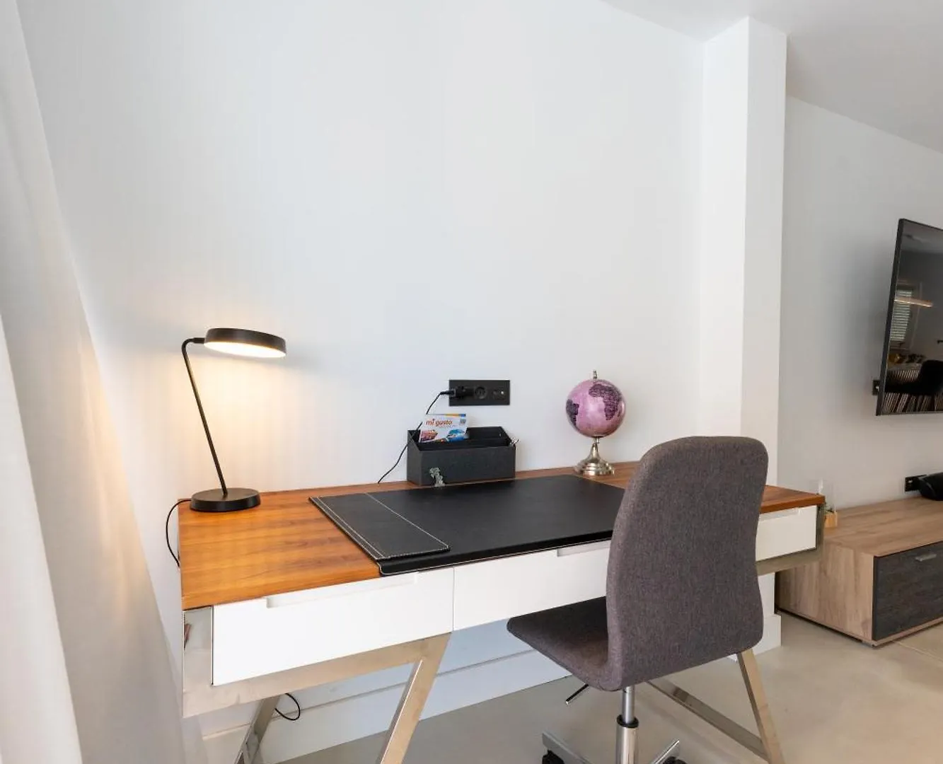 Designer Loft With Pool, With Gigantic Terrace And Private Parking & In The City Centre Costa Adeje  0*, Costa Adeje (Tenerife)